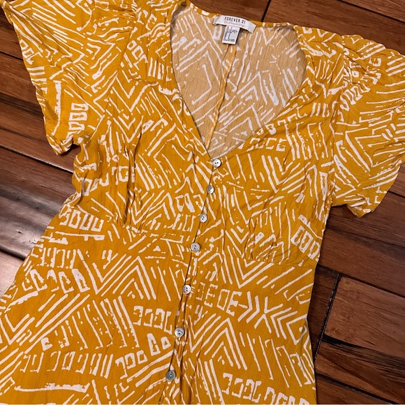 Forever 21 Women’s Dress Size Small - Picture 3 of 7